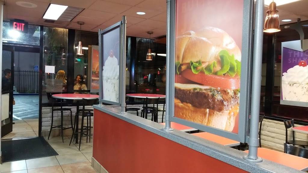 Jack in the Box | restaurant | 1190 E, CA-1, Long Beach, CA 90806, USA | 5625913868 OR +1 562-591-3868