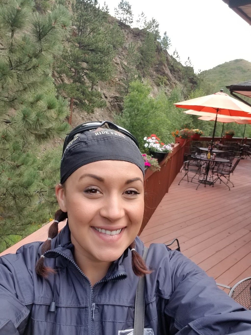 Creekside Restaurant | restaurant | 304 Cliff St, Deadwood, SD 57732, USA | 6055781294 OR +1 605-578-1294