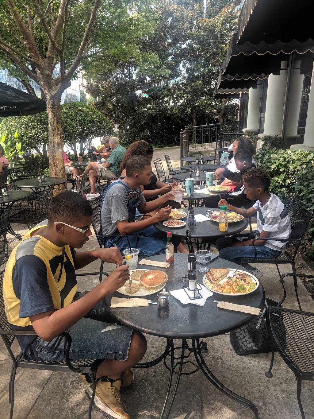 Corner Bakery Cafe | bakery | 3368 Peachtree Rd NE, Atlanta, GA 30326, USA | 4048165100 OR +1 404-816-5100