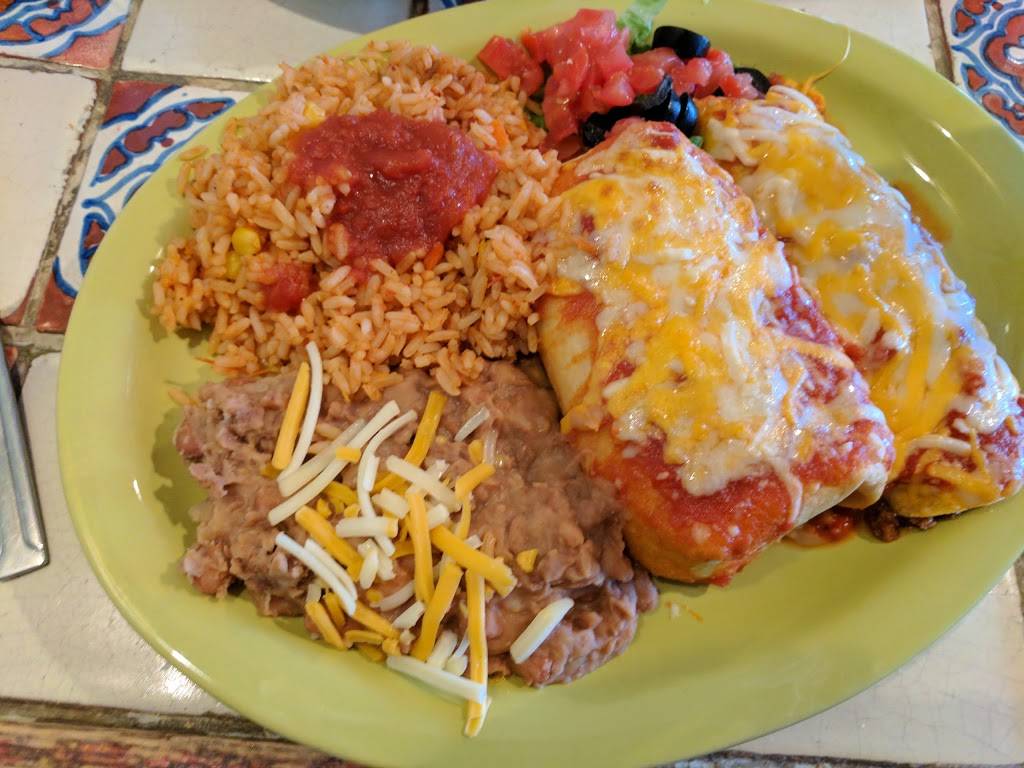 Aunt Chiladas | restaurant | 3931 Whitney Ave, Hamden, CT 06518, USA | 2032304640 OR +1 203-230-4640