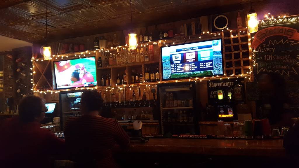 Central Ale House | restaurant | 23 Central St, Manchester, NH 03101, USA | 6039357779 OR +1 603-935-7779