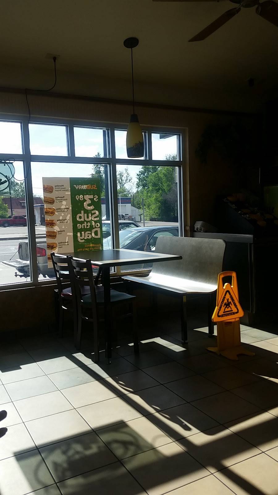 Subway | meal takeaway | 4696 S Broadway, Englewood, CO 80113, USA | 3037615050 OR +1 303-761-5050