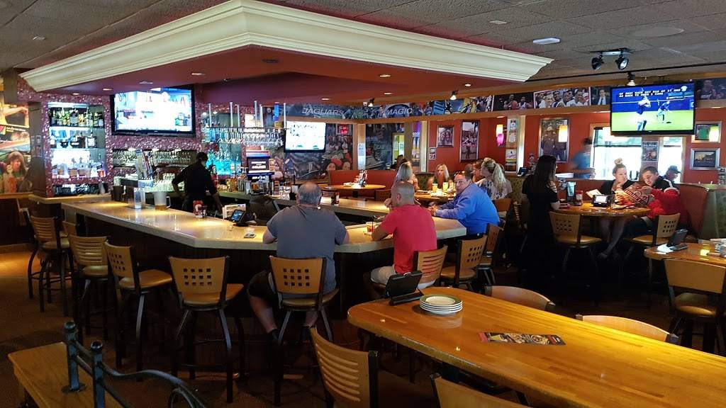 Applebees Grill + Bar | restaurant | 2615 SW 19th Avenue Rd, Ocala, FL 34474, USA | 3526224499 OR +1 352-622-4499