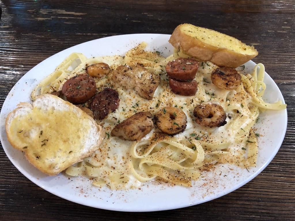 Cane River Commissary | restaurant | 4191-4197 LA-494, Natchez, LA 71456, USA | 3182386361 OR +1 318-238-6361