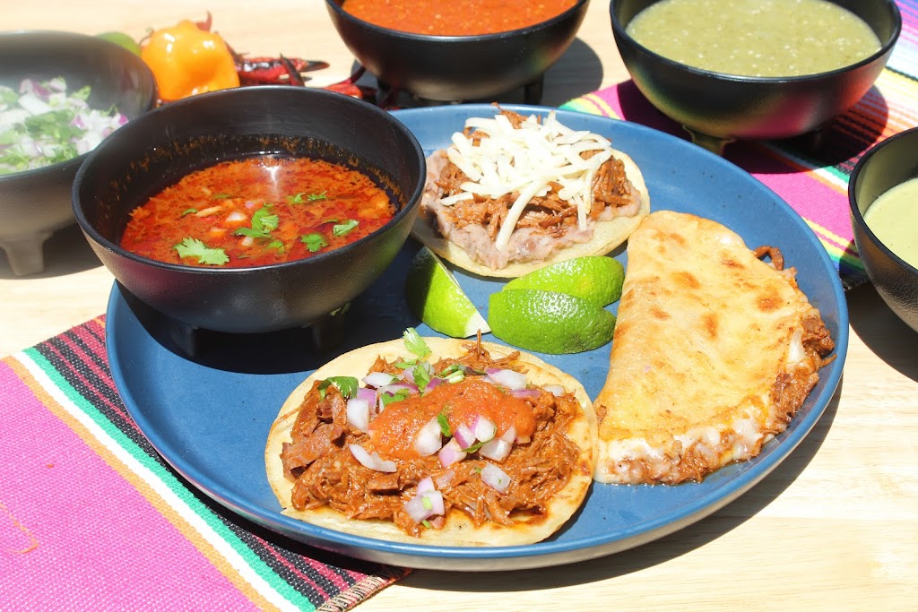 Chanchos Tacos | restaurant | 1294 Tom Hall St, Fort Mill, SC 29715, USA | 3107546767 OR +1 310-754-6767