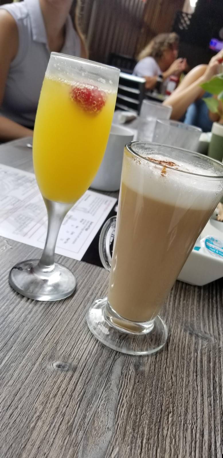 Crown and Bull | restaurant | 319 Main St #5733, Dunedin, FL 34698, USA | 7277365284 OR +1 727-736-5284