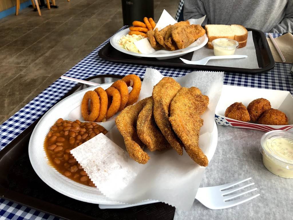 Uncle Larrys Restaurant | restaurant | 8210 Apison Pike, Ooltewah, TN 37363, USA | 4234982979 OR +1 423-498-2979