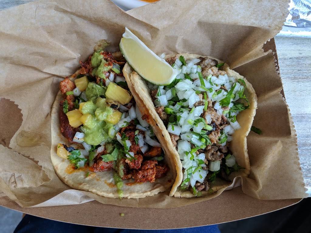 Hecho en Oak Park | restaurant | 1053 Lake St, Oak Park, IL 60301, USA | 7083836900 OR +1 708-383-6900