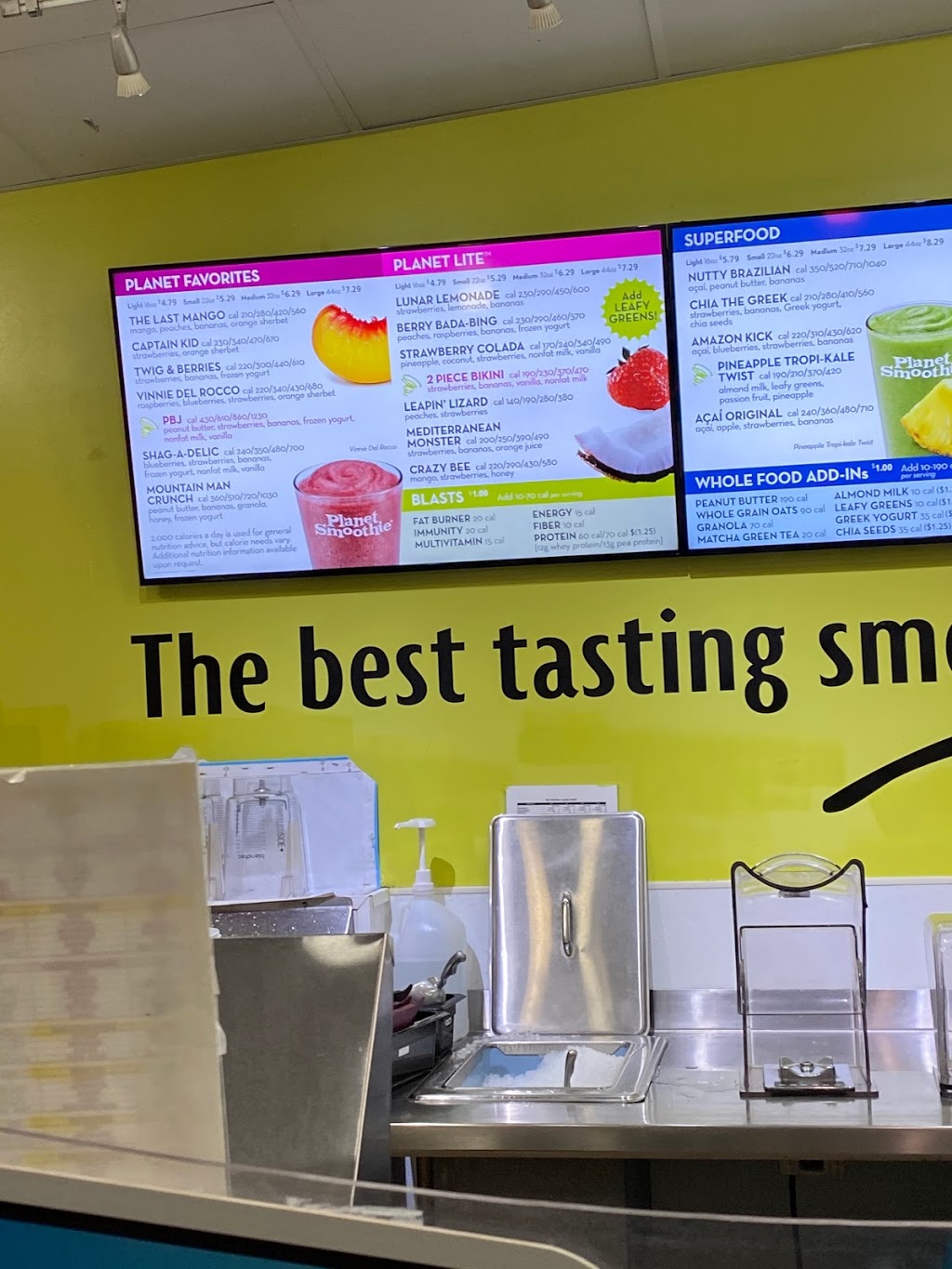 Planet Smoothie | restaurant | 11681 W Hillsborough Ave, Tampa, FL 33635, USA | 8138914243 OR +1 813-891-4243