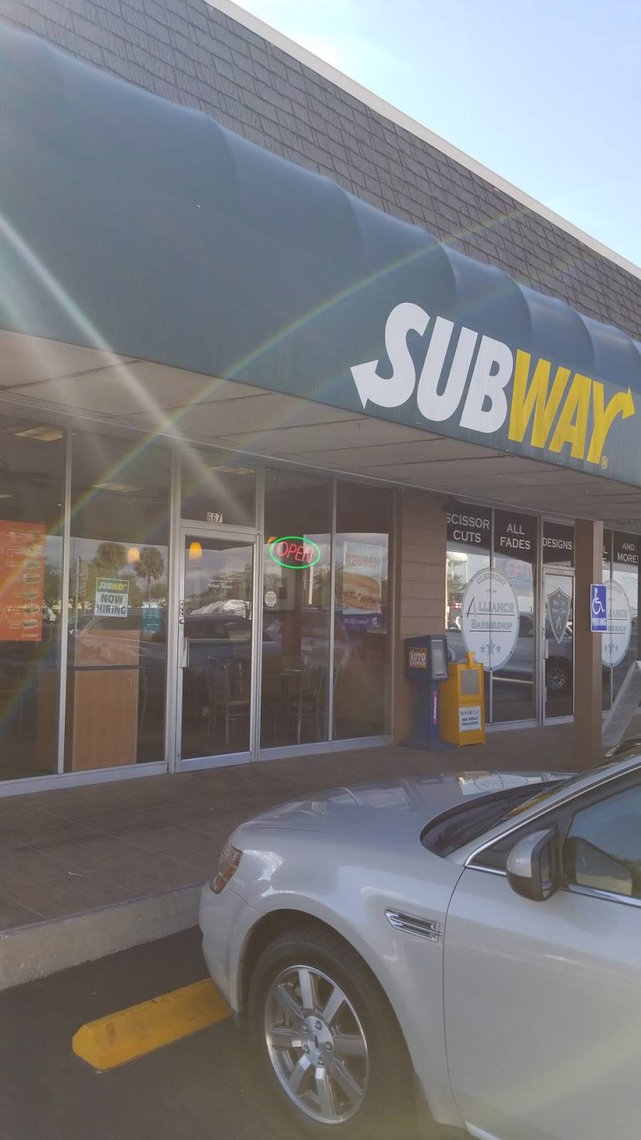Subway | restaurant | 667 FL-50, Clermont, FL 34711, USA | 3523947779 OR +1 352-394-7779