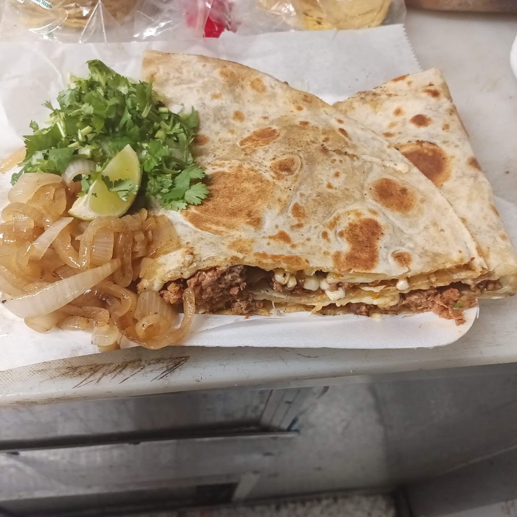 Taqueria Hot dog La Guadalupana | restaurant | 13903 Bandera St, Houston, TX 77015, USA | 3463103555 OR +1 346-310-3555