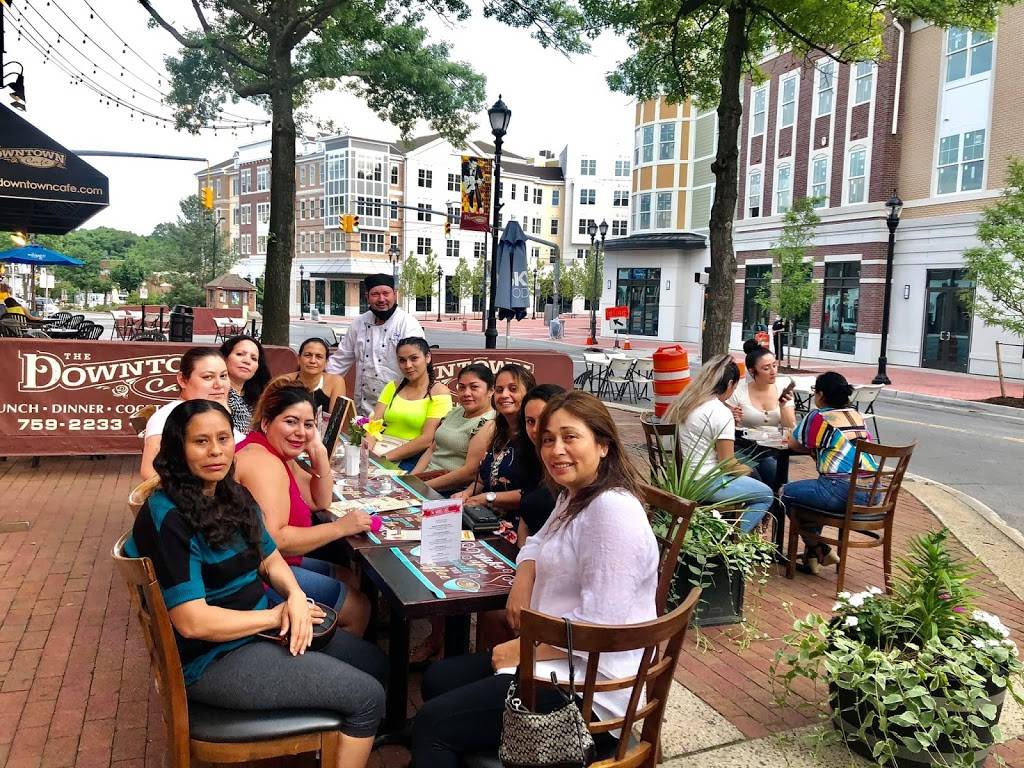 Chef Moris Cafe | restaurant | 8 School St, Glen Cove, NY 11542, USA | 5162005010 OR +1 516-200-5010