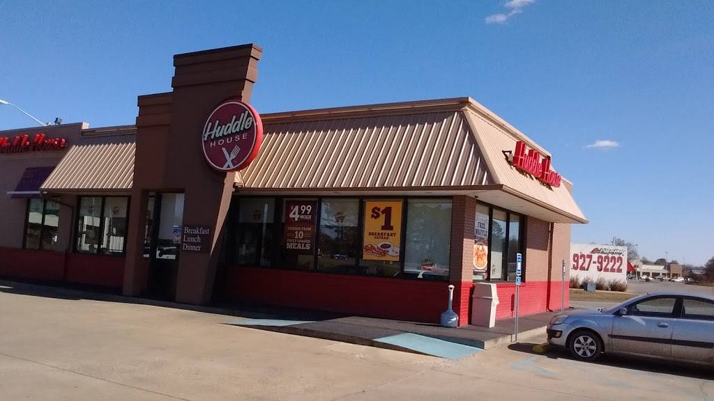 Huddle House | restaurant | 1580 W Main St, Centre, AL 35960, USA | 2569273992 OR +1 256-927-3992