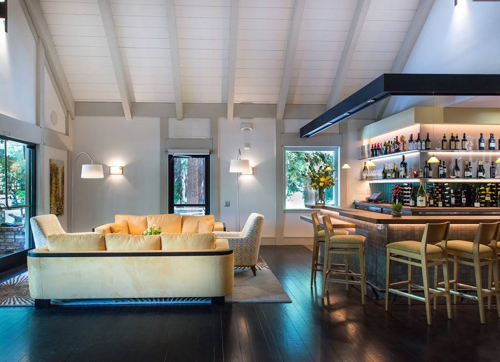 Harvest Table | restaurant | 1 Main St, St Helena, CA 94574, USA | 7079674695 OR +1 707-967-4695