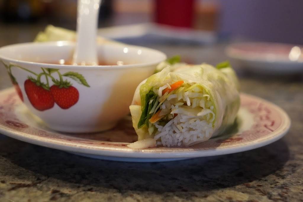 Rays Place | restaurant | 2412 Spenard Rd, Anchorage, AK 99503, USA | 9072792932 OR +1 907-279-2932