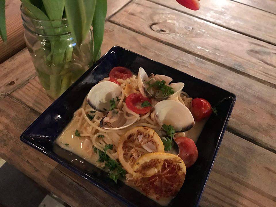 The Spot Bar & Kitchen | restaurant | 1006 S Lake Park Blvd, Carolina Beach, NC 28428, USA | 9107070990 OR +1 910-707-0990