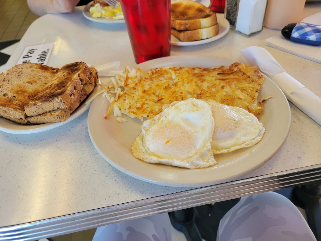 Pennys Diner | restaurant | 775 W Center St, Milford, UT 84751, USA | 9706381000 OR +1 970-638-1000