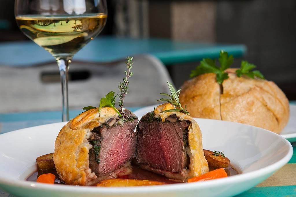 Pismos Coastal Grill | restaurant | 7937 N Blackstone Ave, Fresno, CA 93711, USA | 5594399463 OR +1 559-439-9463