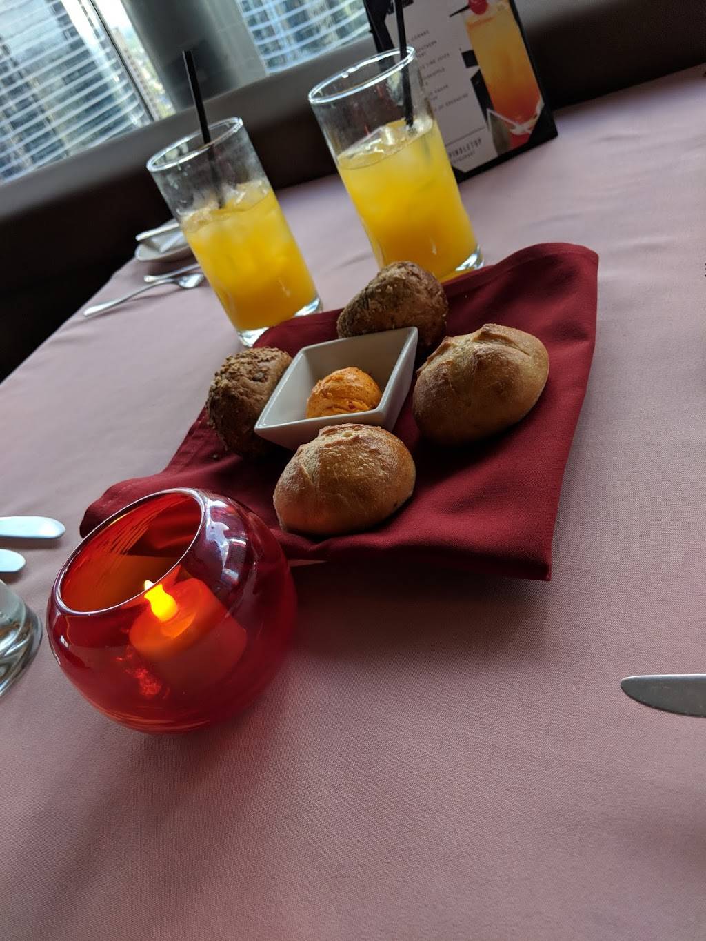 Spindletop | restaurant | 1200 Louisiana St, Houston, TX 77002, USA | 7133754775 OR +1 713-375-4775