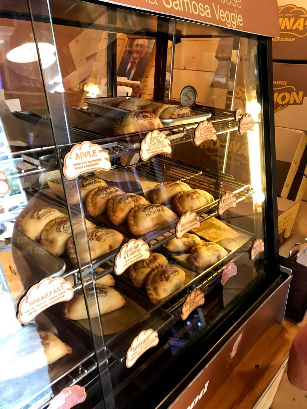 Nonnas Empanadas | cafe | 8570 W 3rd St, Los Angeles, CA 90048, USA | 3103850445 OR +1 310-385-0445