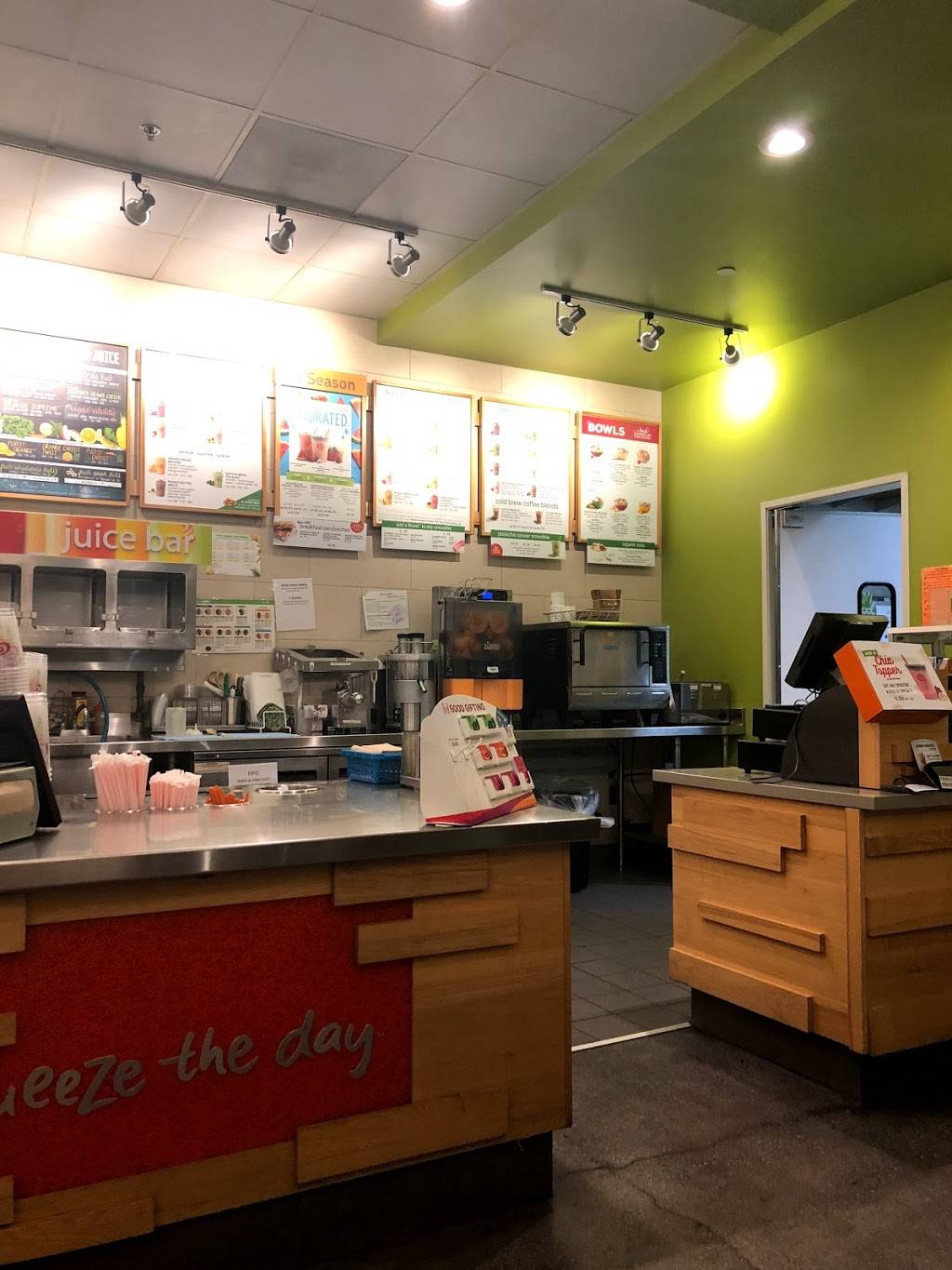 Jamba Juice Palomar Commons | restaurant | 2505 Palomar Airport Rd #101, Carlsbad, CA 92011, USA | 7609301901 OR +1 760-930-1901