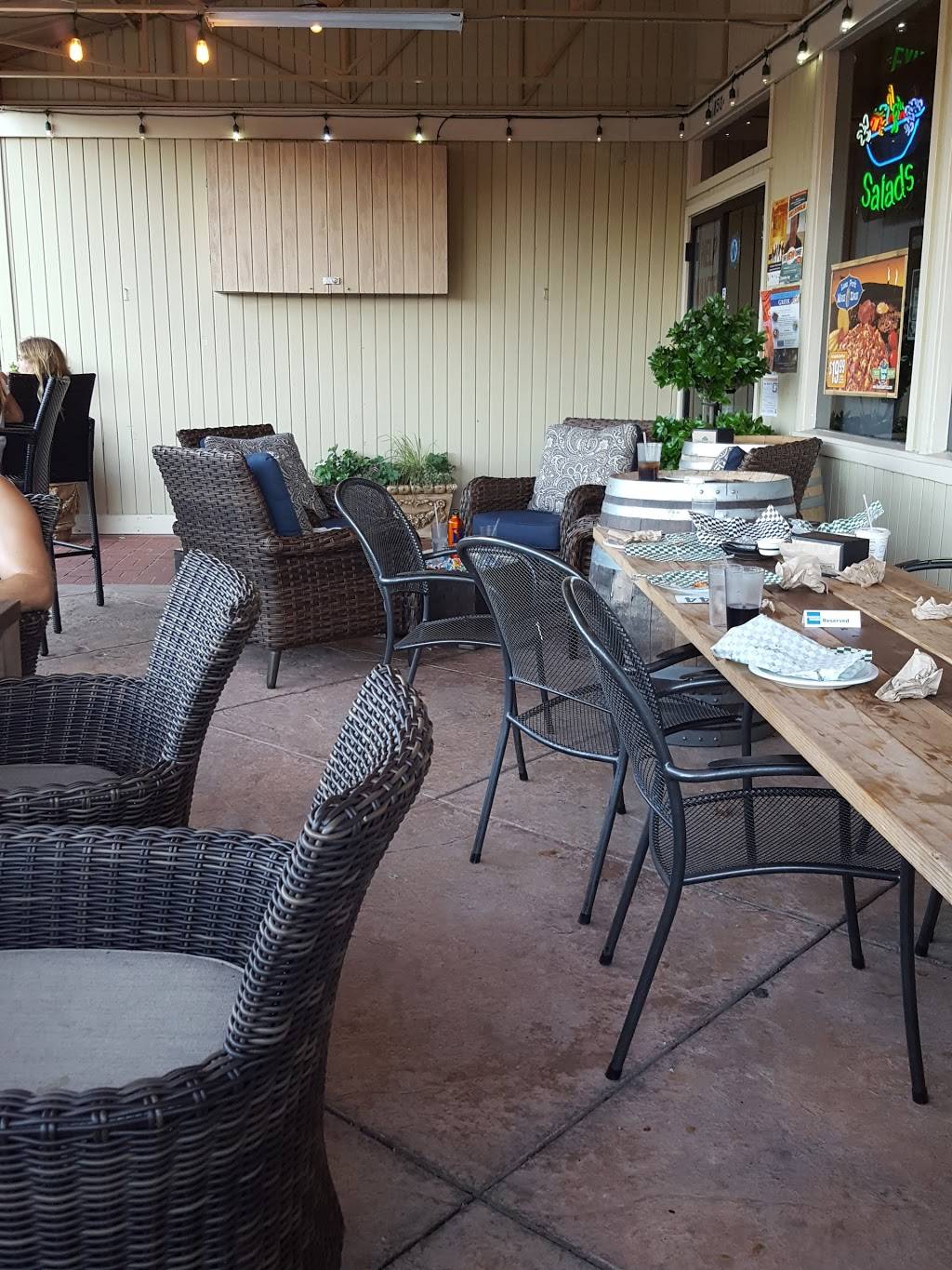 Round Table Pizza | meal delivery | 150 Alamo Plaza A, Alamo, CA 94507, USA | 9258376660 OR +1 925-837-6660