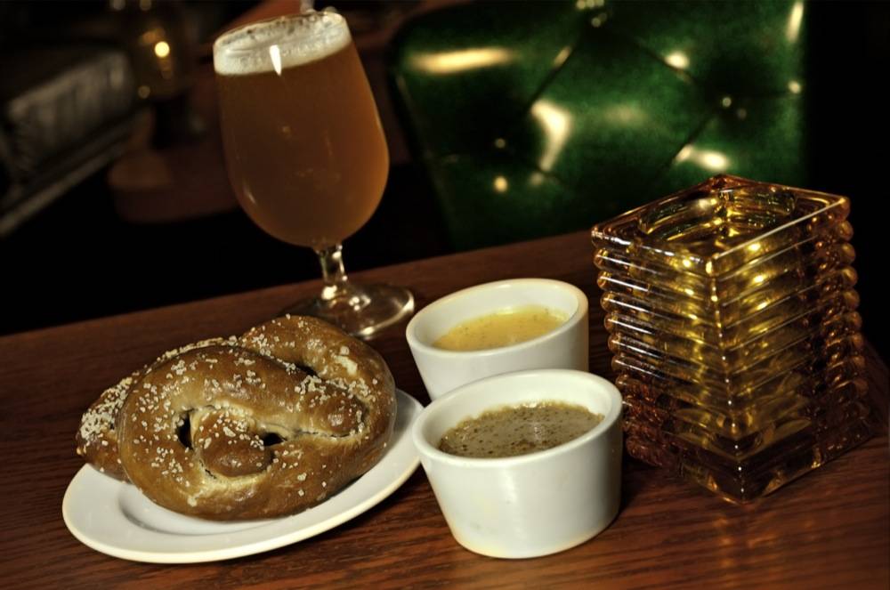 Vintage Brewing Co. Madison | restaurant | 674 S Whitney Way, Madison, WI 53711, USA | 6082042739 OR +1 608-204-2739