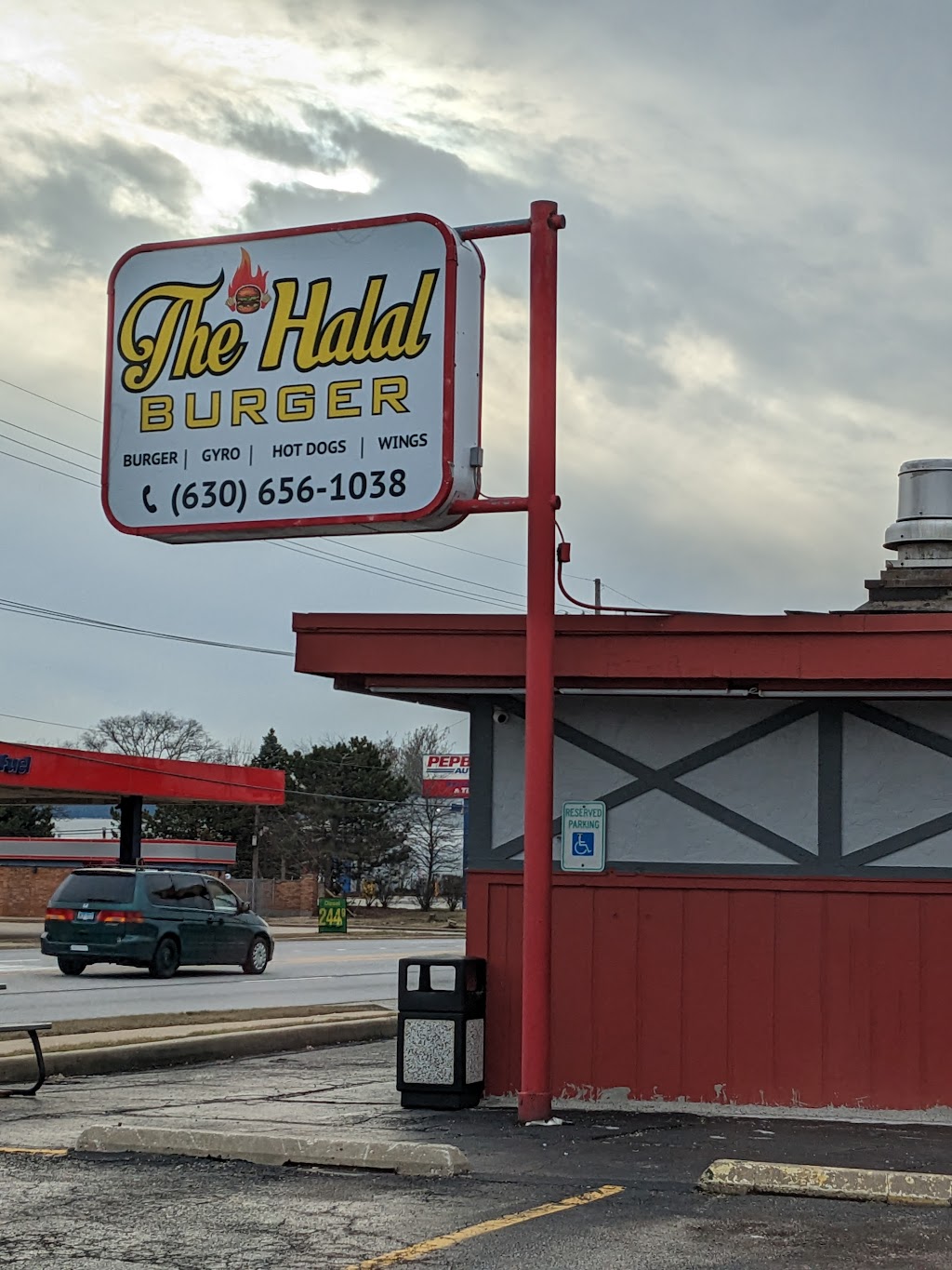 The Halal Burger | restaurant | 916 E Roosevelt Rd, Lombard, IL 60148, USA | 6306561038 OR +1 630-656-1038