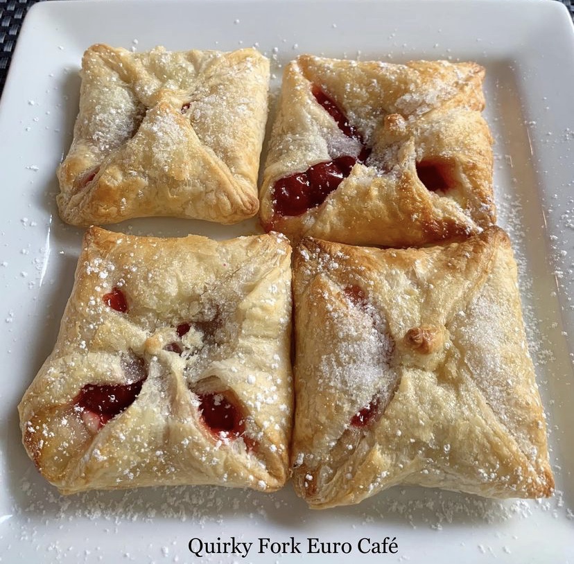 Quirky Fork Euro Cafe | restaurant | 26 Hibiscus St, Tarpon Springs, FL 34689, USA | 7279402415 OR +1 727-940-2415