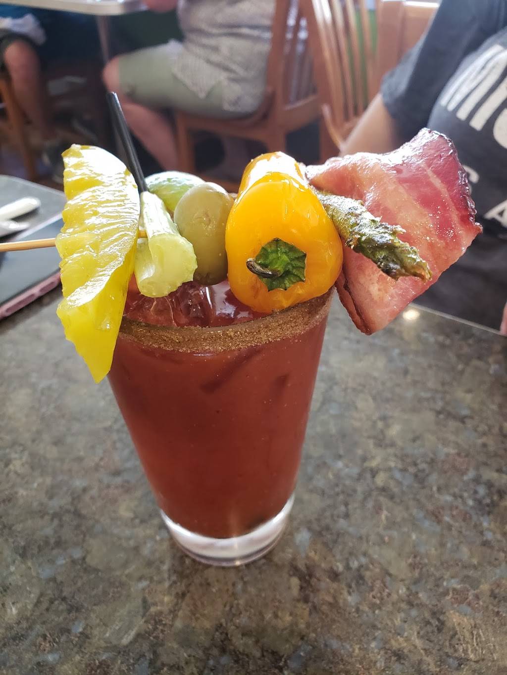 Newtons Paradise Cafe | cafe | 128 E 4th St, Waterloo, IA 50703, USA | 3192340280 OR +1 319-234-0280