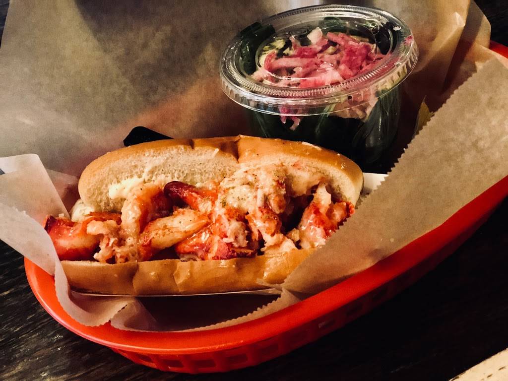 Lukes Lobster Georgetown | restaurant | 1211 Potomac St NW, Washington, DC 20007, USA | 2023334863 OR +1 202-333-4863