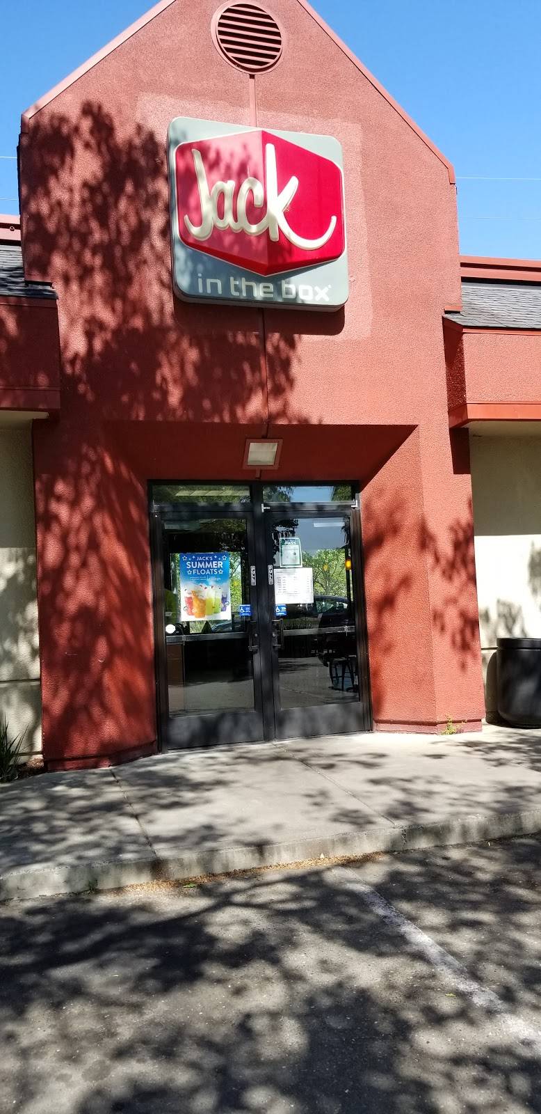 Jack in the Box | restaurant | 775 Harbor Pointe Pl, West Sacramento, CA 95605, USA | 9163748319 OR +1 916-374-8319