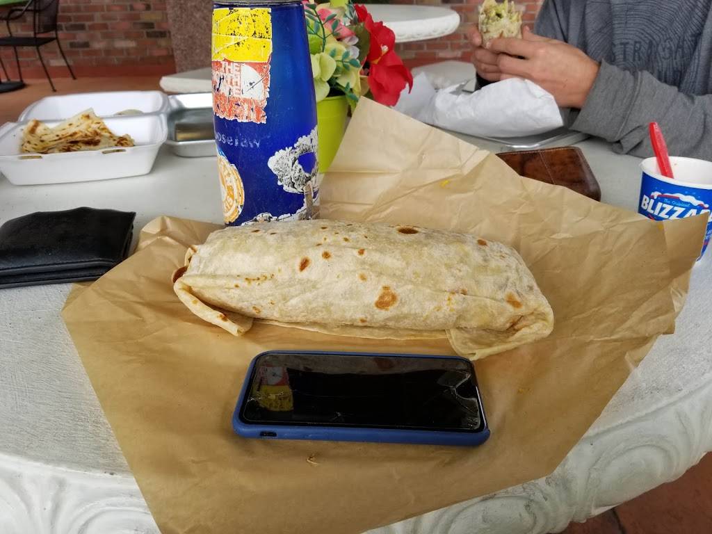 Nicos Mexican Restaurant | restaurant | 7865 E Golf Links Rd, Tucson, AZ 85730, USA | 5202901799 OR +1 520-290-1799