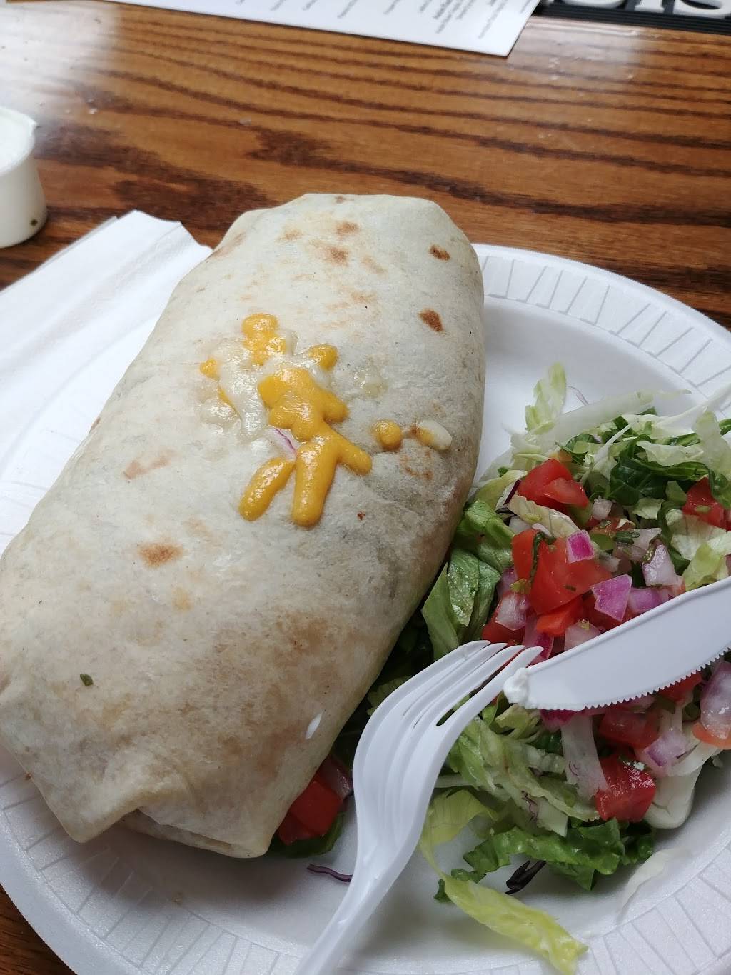 Golden Jalapenos | restaurant | 4486 Middle Country Rd, Calverton, NY 11933, USA | 6317409500 OR +1 631-740-9500