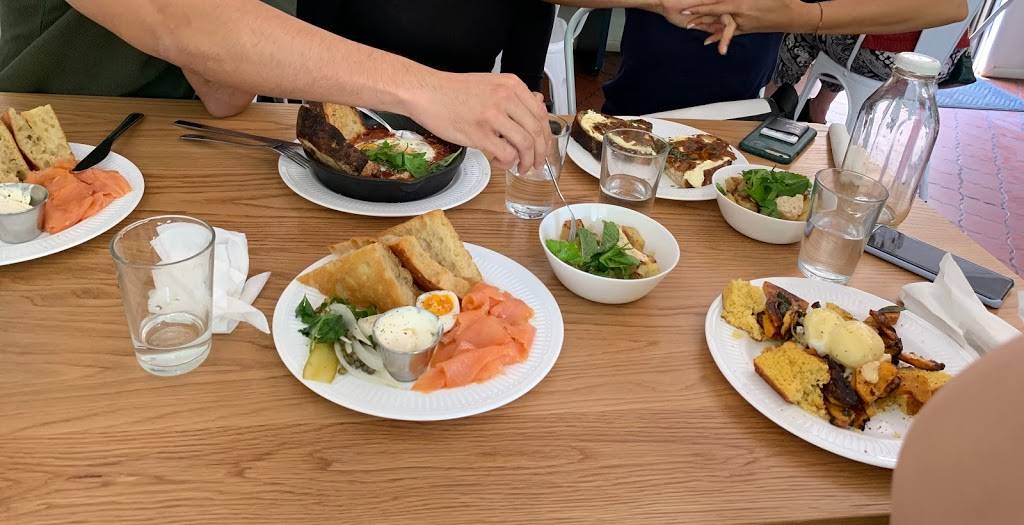 Afternoon | restaurant | 231 NW 10th Ave, Gainesville, FL 32601, USA | 3527277604 OR +1 352-727-7604