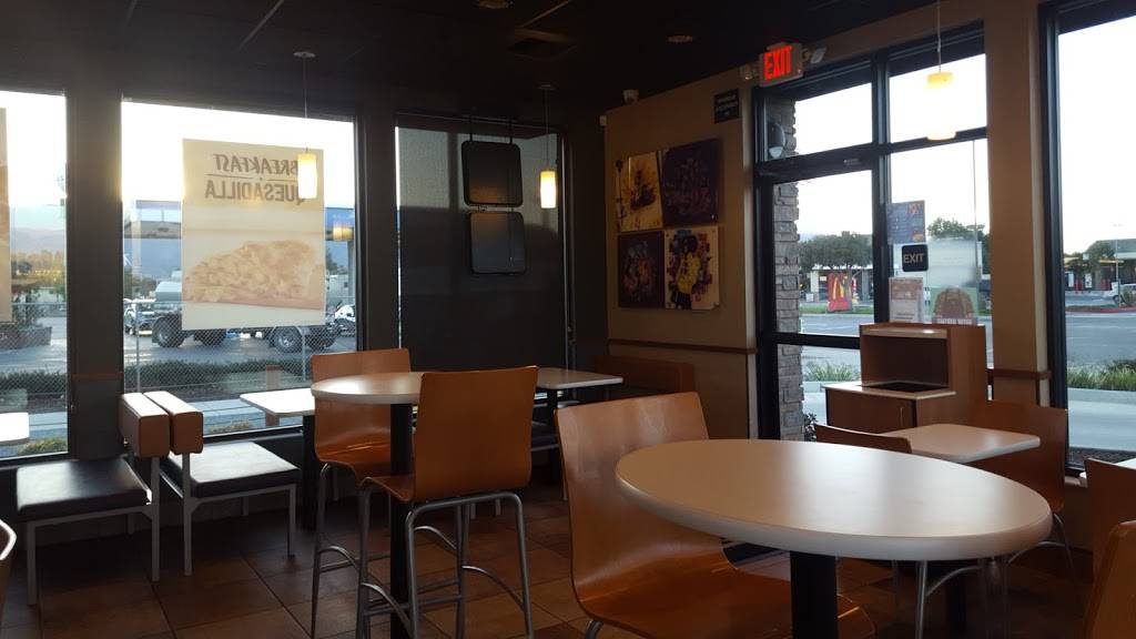 Taco Bell | meal takeaway | 840 5th St, Gonzales, CA 93926, USA | 8316751003 OR +1 831-675-1003