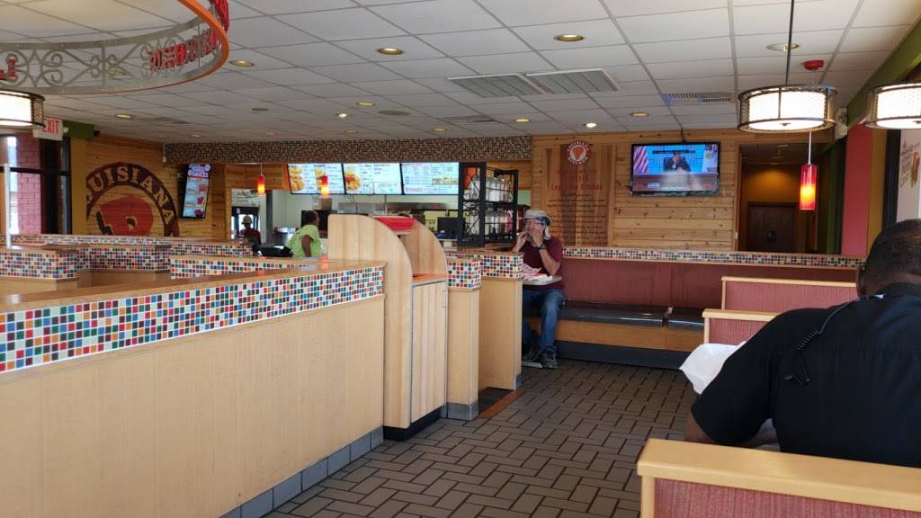 Popeyes Louisiana Kitchen | restaurant | 11413 Reulet Ave, Baton Rouge, LA 70816, USA | 2252720785 OR +1 225-272-0785