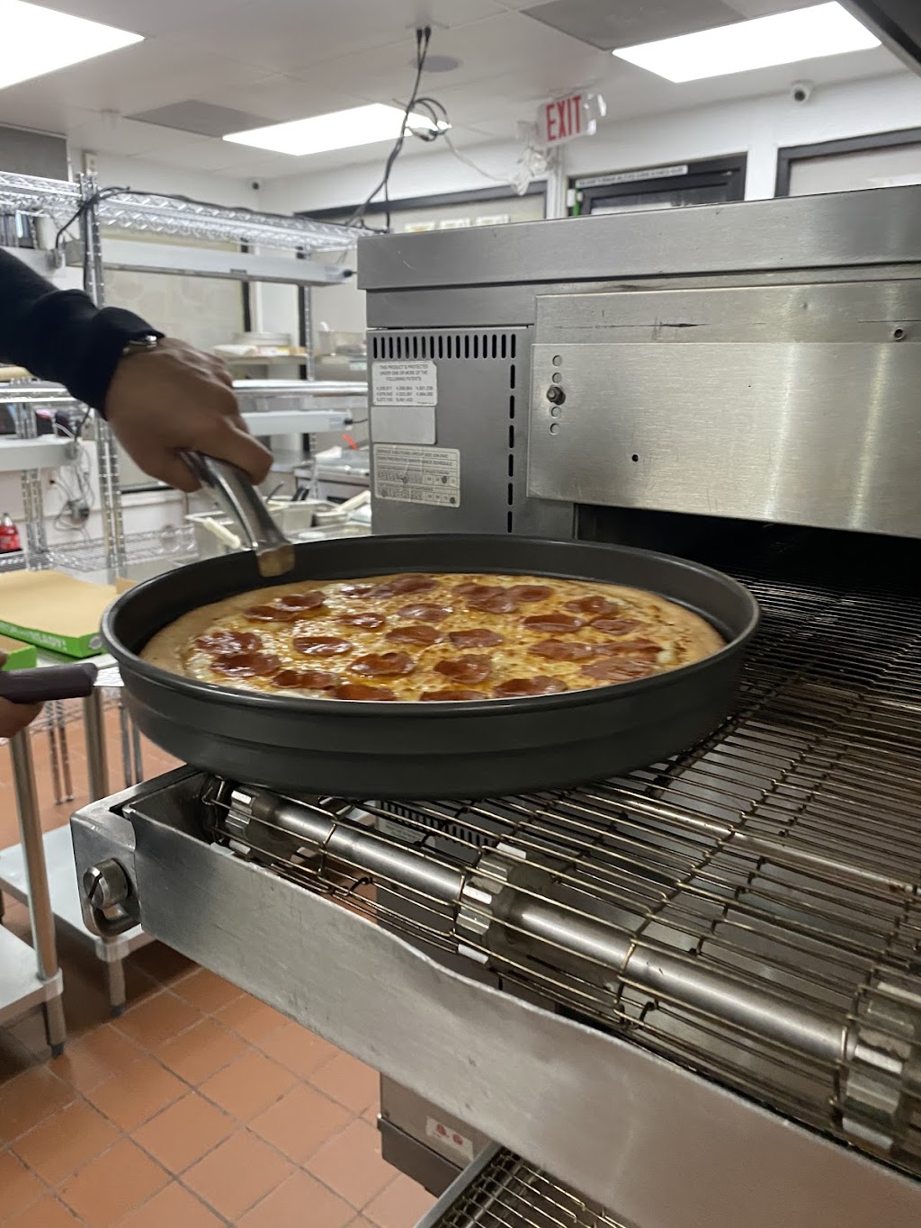 Piara Pizza S. Normandie avenue | restaurant | 10111 S Normandie Ave, Los Angeles, CA 90044, USA | 3239206700 OR +1 323-920-6700