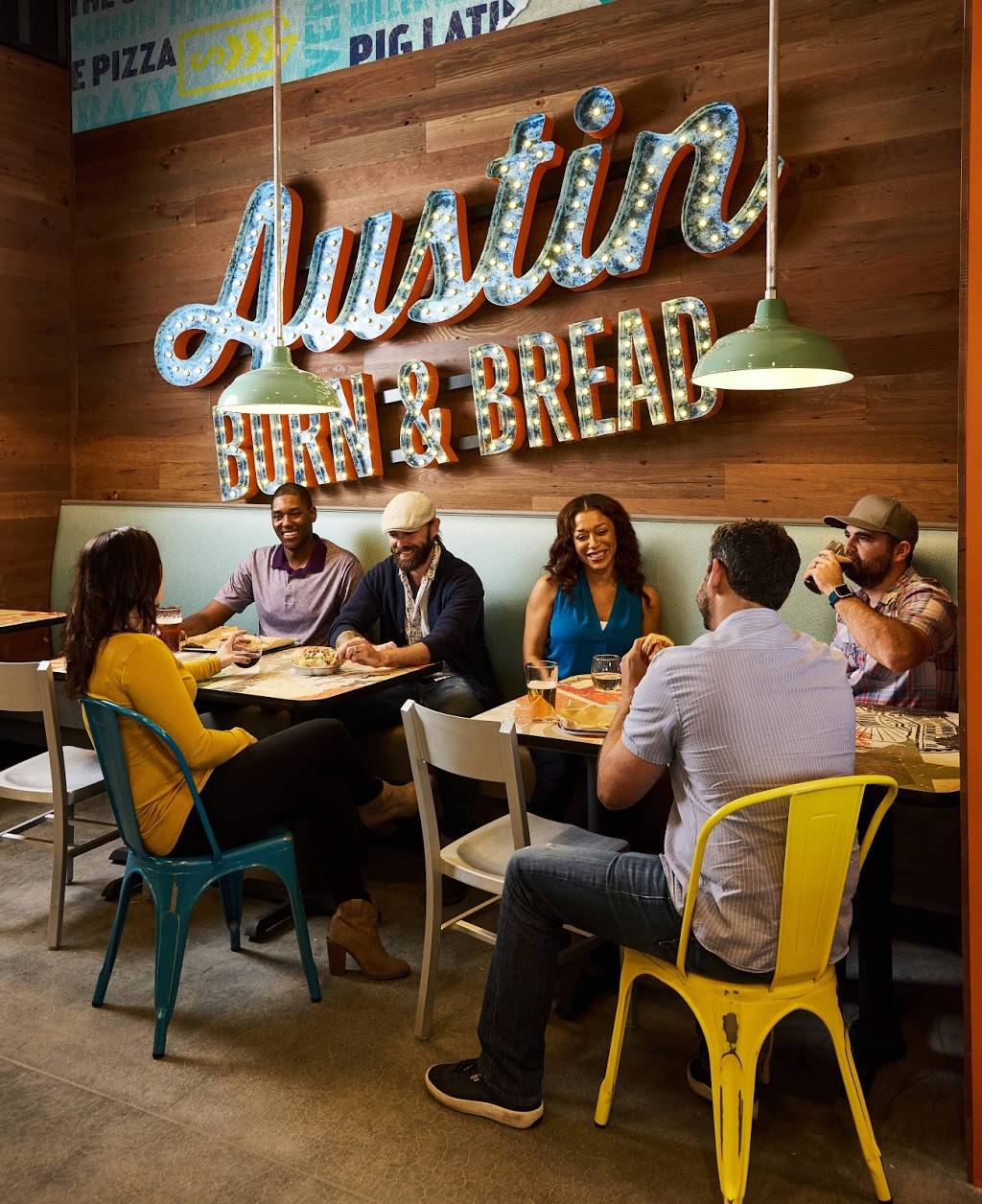 Schlotzskys Austin Eatery | bakery | 2508 S Country Club Rd, El Reno, OK 73036, USA | 4052627235 OR +1 405-262-7235