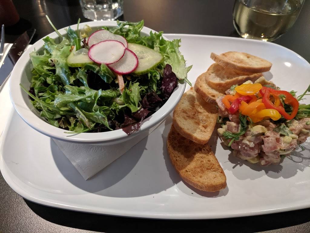 Küto - Comptoir à tartares Granby | restaurant | 239 Rue Principale, Granby, QC J2G 2V9, Canada | 4509150213 OR +1 450-915-0213