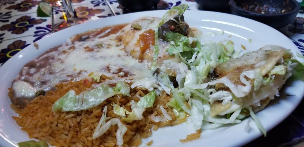 Los Toros Mexican Restaurant | restaurant | 21743 Devonshire St, Chatsworth, CA 91311, USA | 8188823080 OR +1 818-882-3080
