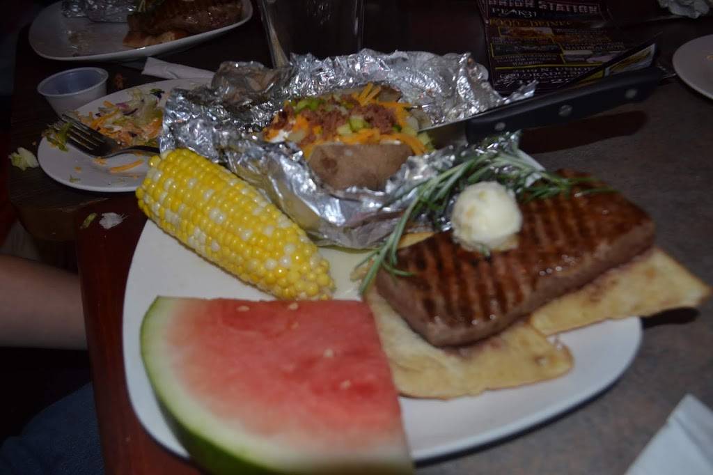 PEAK 31 @ Union Station | night club | 2419 N Union Blvd, Colorado Springs, CO 80909, USA | 7192277168 OR +1 719-227-7168