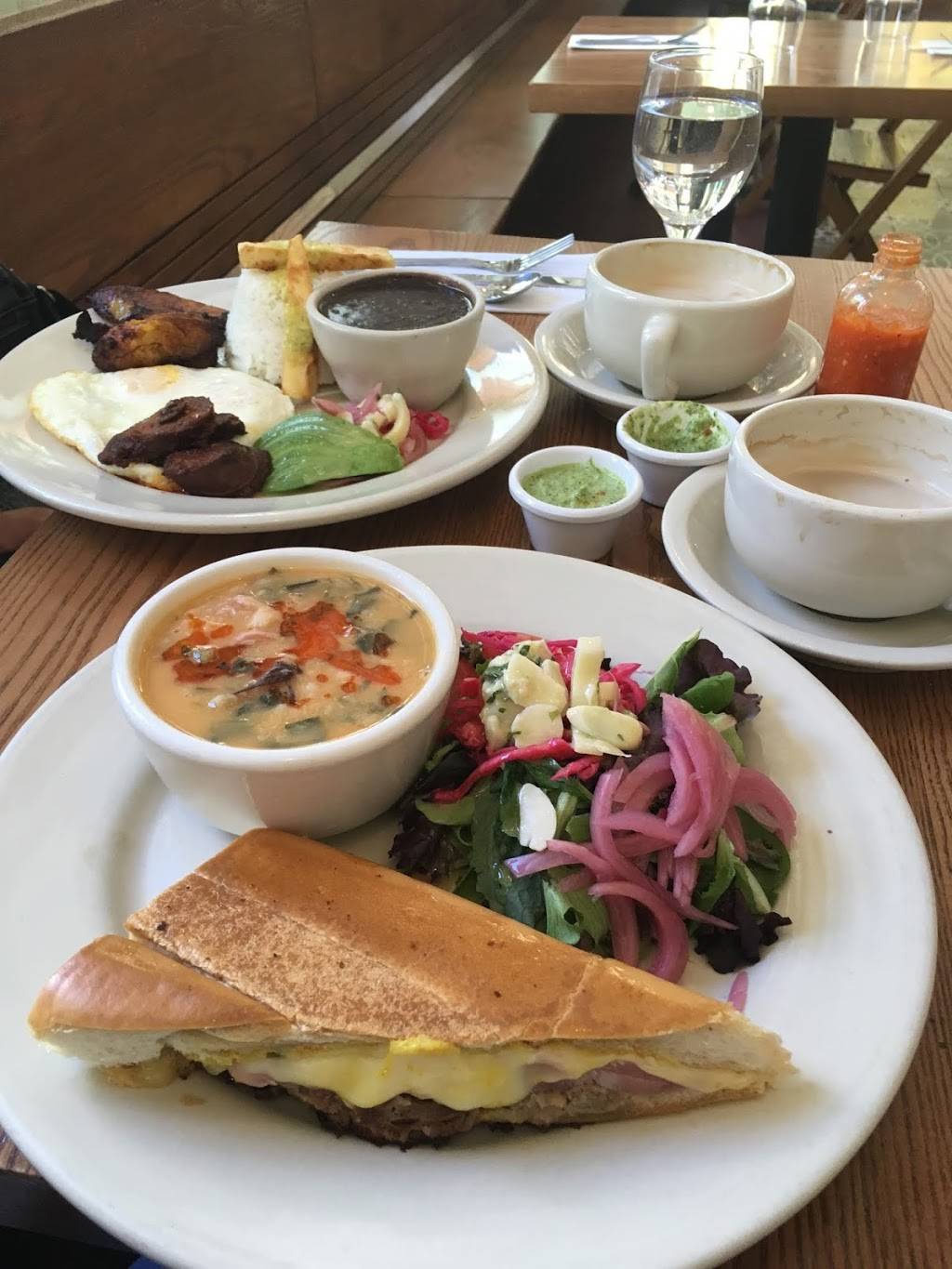 Pilar Cuban Eatery | restaurant | 397 Greene Ave, Brooklyn, NY 11216, USA | 7186232822 OR +1 718-623-2822