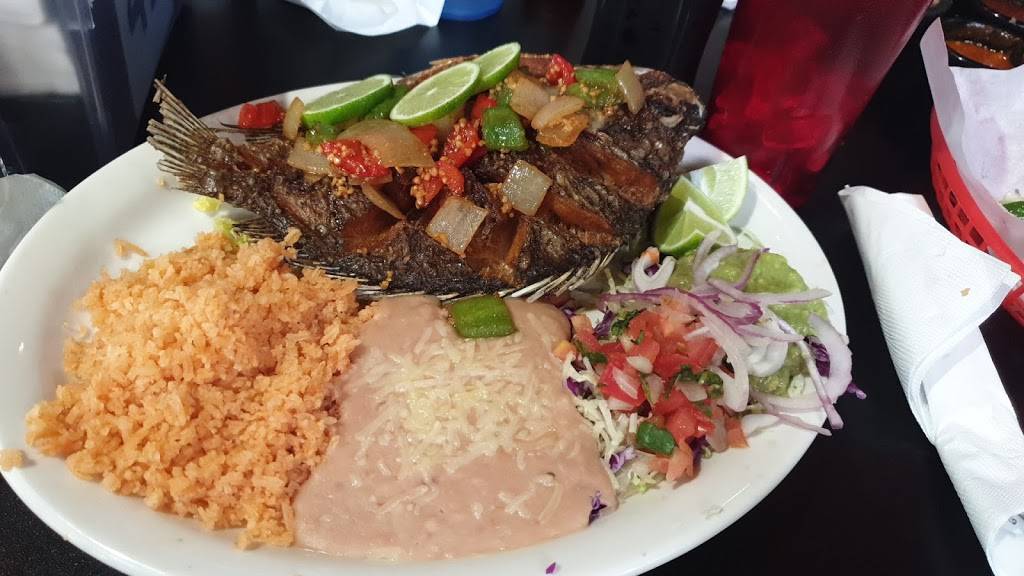 La Doña Mexican Cuisine & Bar | restaurant | 458 B St, Santa Rosa, CA 95401, USA | 7079782869 OR +1 707-978-2869