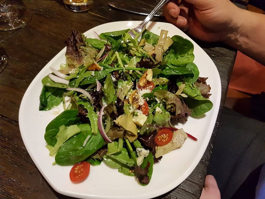 Goodfellas Wood Oven Pizza | restaurant | 1 Old Mill Dr, York, ON M6S 0A1, Canada | 8554335527 OR +1 855-433-5527