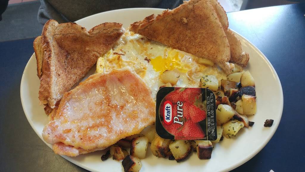 Dover Dairy Bar | restaurant | 210 Main St, Port Dover, ON N0A 1N0, Canada | 5195831312 OR +1 519-583-1312