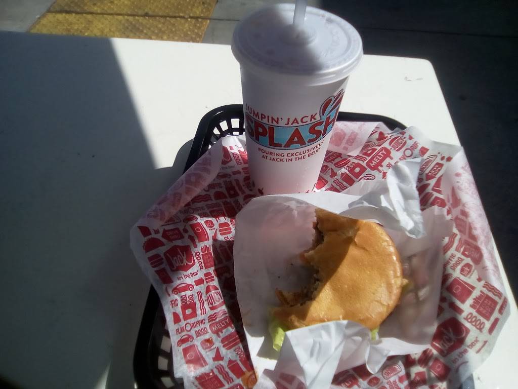 Jack in the Box | restaurant | 486 Broadway, Chula Vista, CA 91910, USA | 6194278530 OR +1 619-427-8530