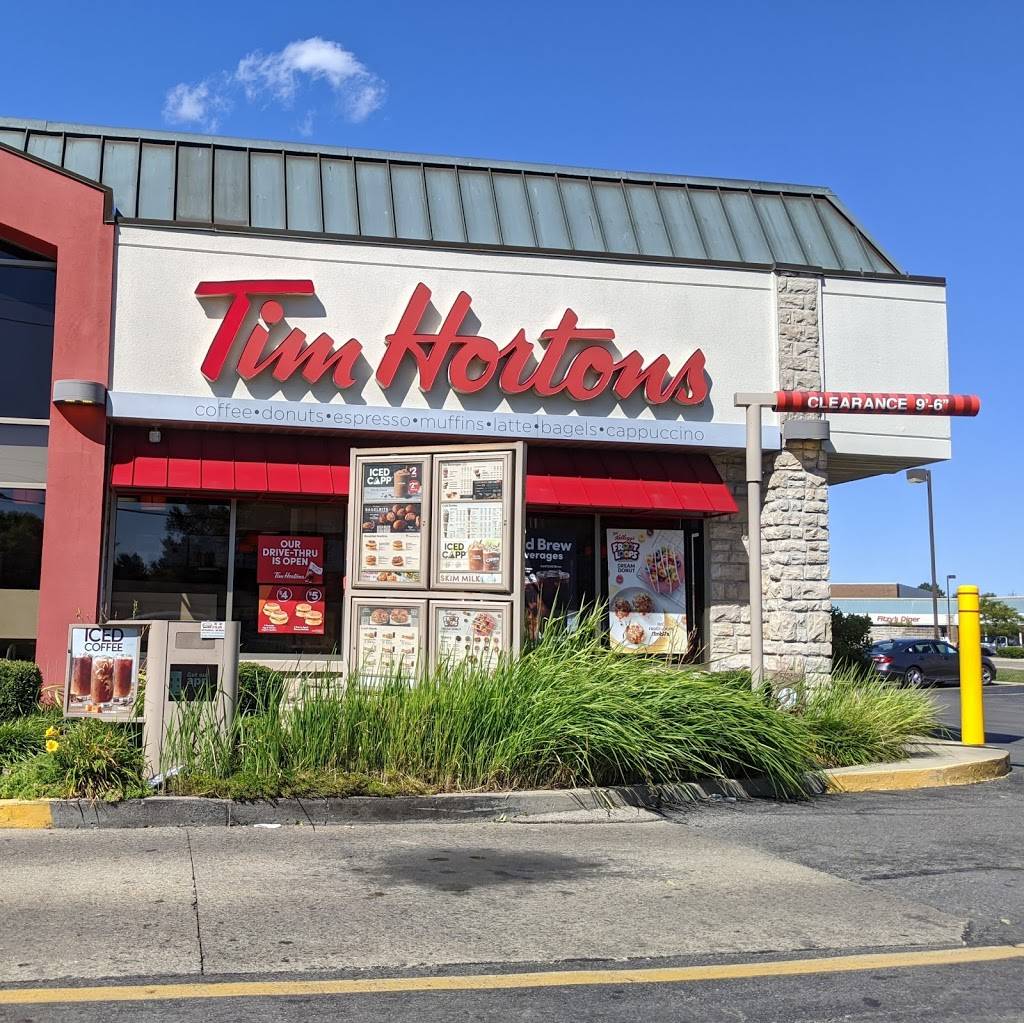 Tim Hortons | restaurant | Carriage Place, 2626 Bethel Rd, Columbus, OH 43220, USA | 6144423380 OR +1 614-442-3380