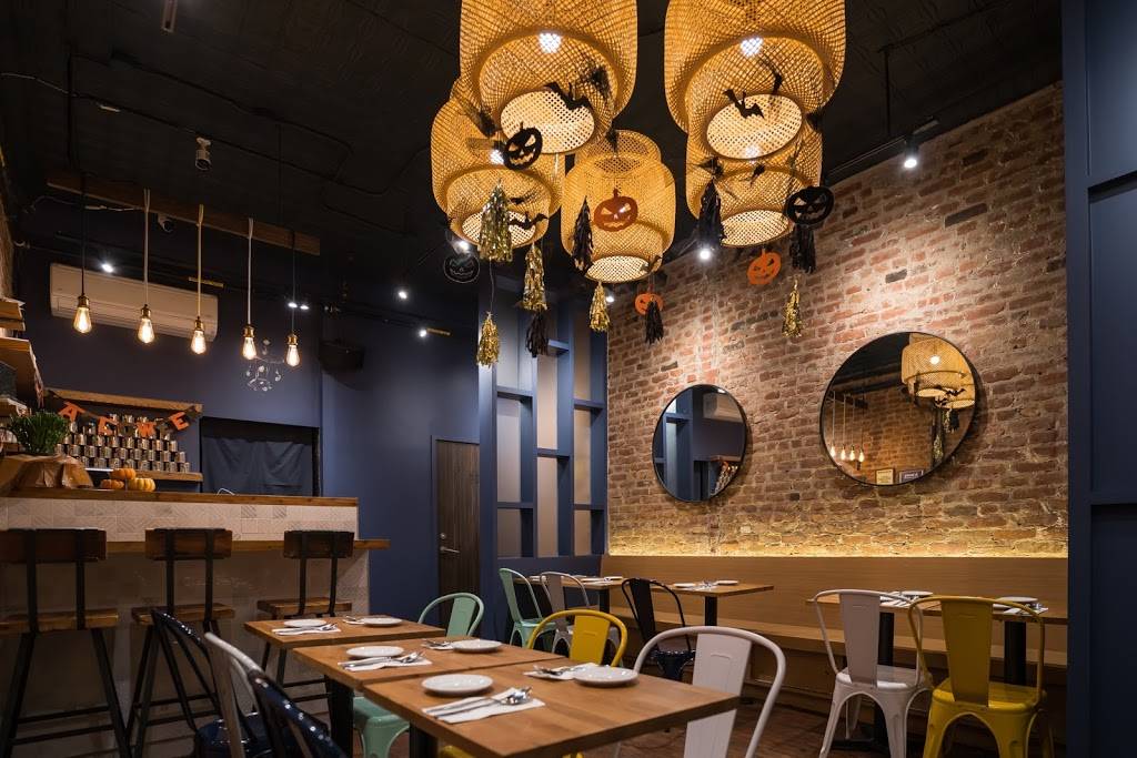 Glur Thai | restaurant | 144 W 19th St, New York, NY 10011, USA | 2127389898 OR +1 212-738-9898