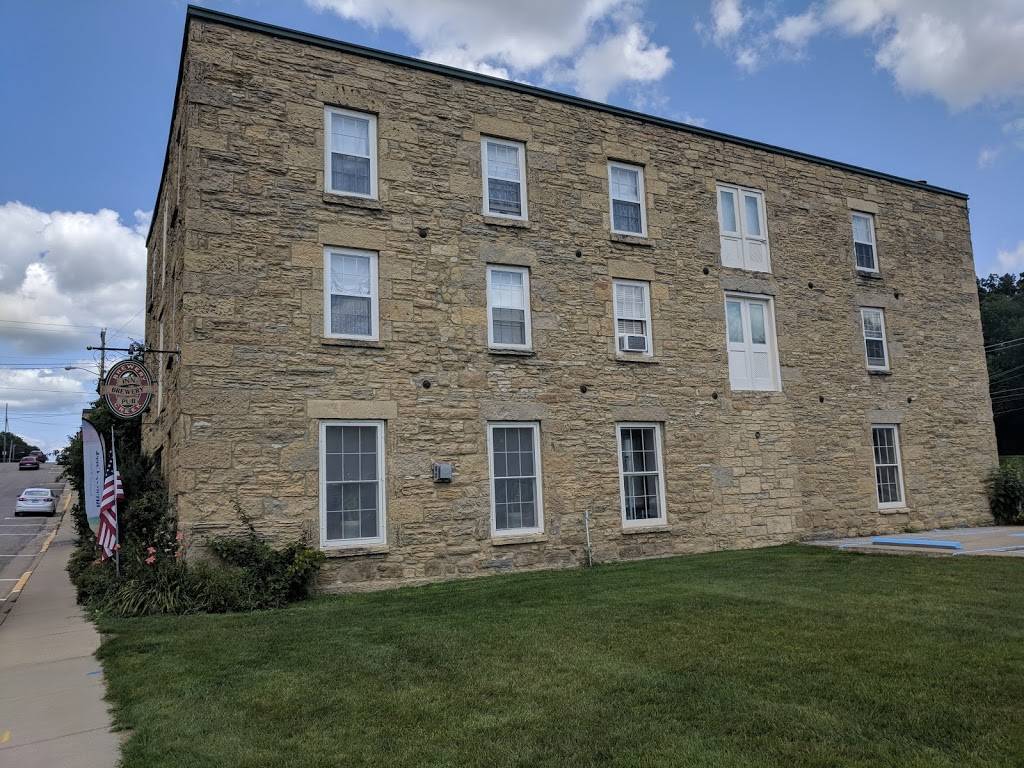 Brewery Creek Brewpub & Inn | restaurant | 23 Commerce St, Mineral Point, WI 53565, USA | 6089873298 OR +1 608-987-3298